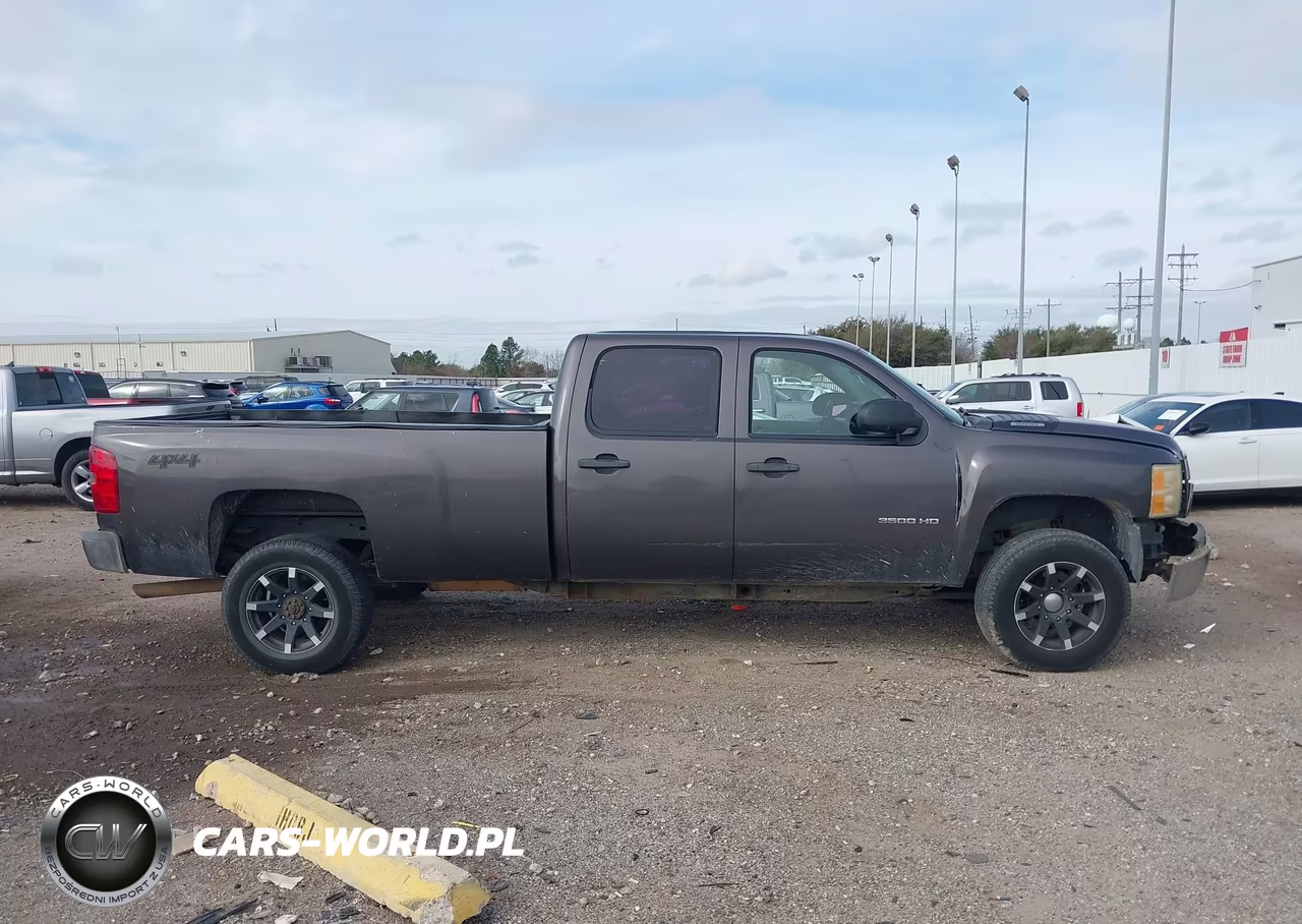2011 Chevrolet Silverado 3500Hd Work Truck VIN:1GC4KZCGXBF205186 - 13