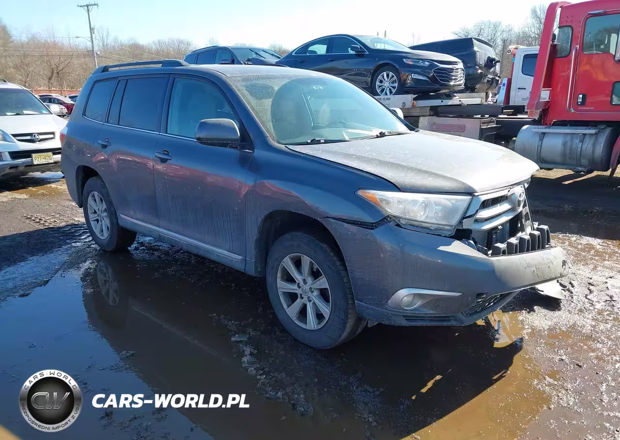 2013 Toyota Highlander Base Plus V6