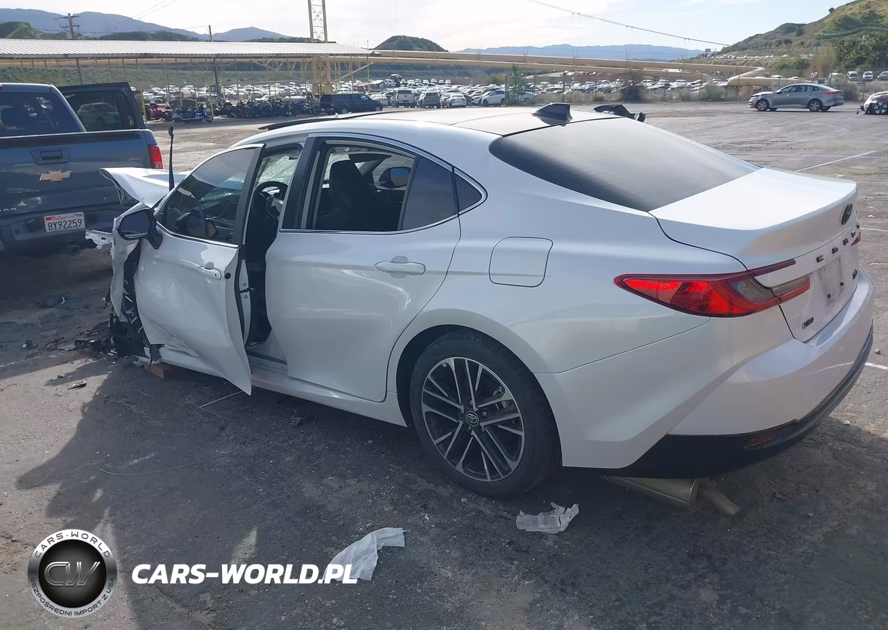 2025 Toyota Camry Xle VIN:4T1DAACK9SU122431 - 14