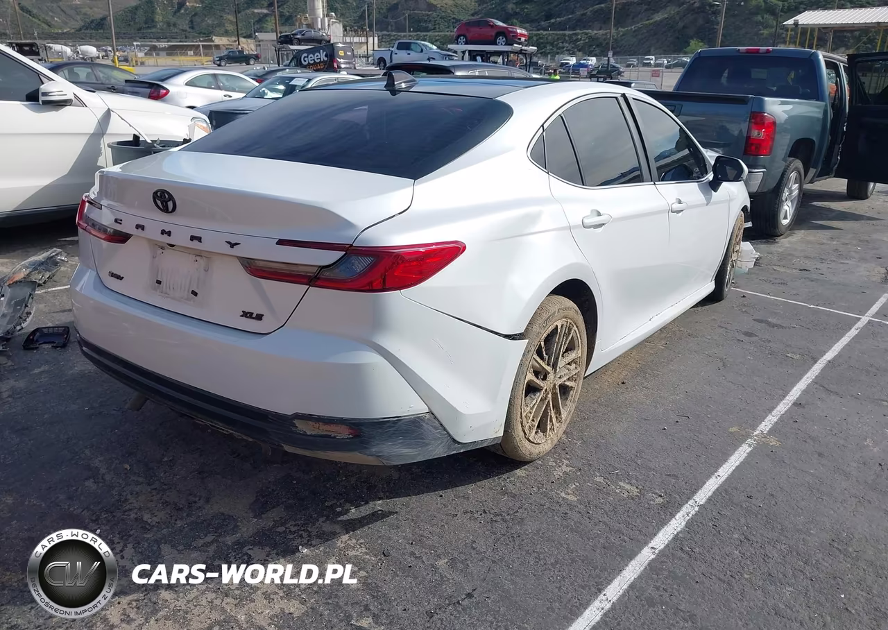 2025 Toyota Camry Xle VIN:4T1DAACK9SU122431 - 4