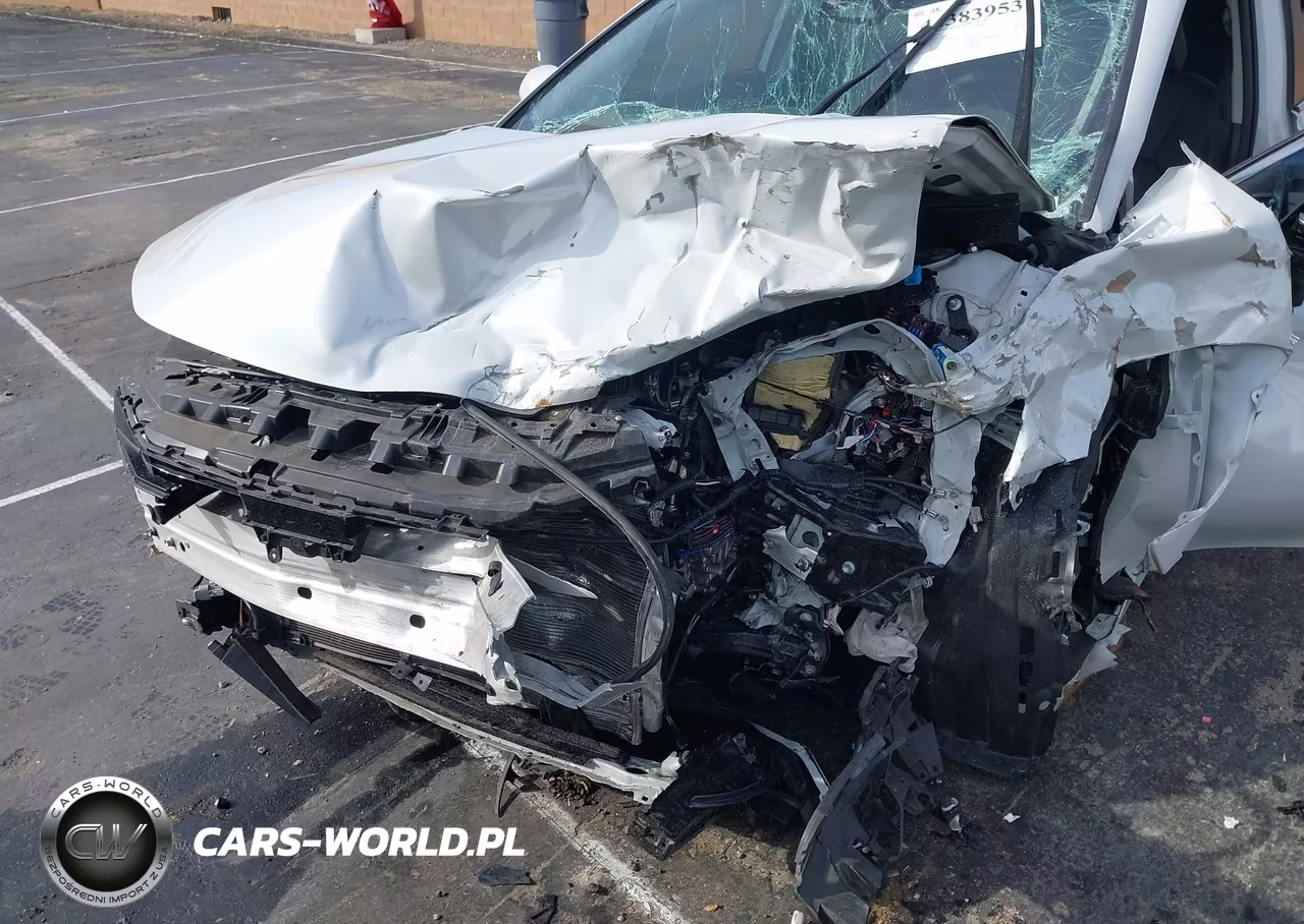 2025 Toyota Camry Xle VIN:4T1DAACK9SU122431 - 6
