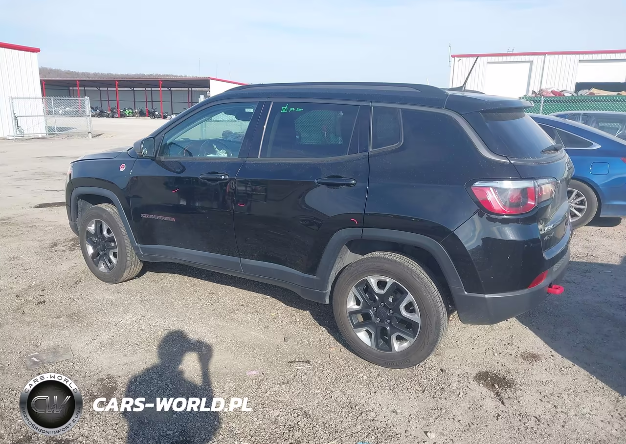 2018 Jeep Compass Trailhawk 4X4 VIN:3C4NJDDB2JT442031 - 3