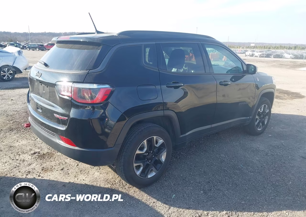 2018 Jeep Compass Trailhawk 4X4 VIN:3C4NJDDB2JT442031 - 4