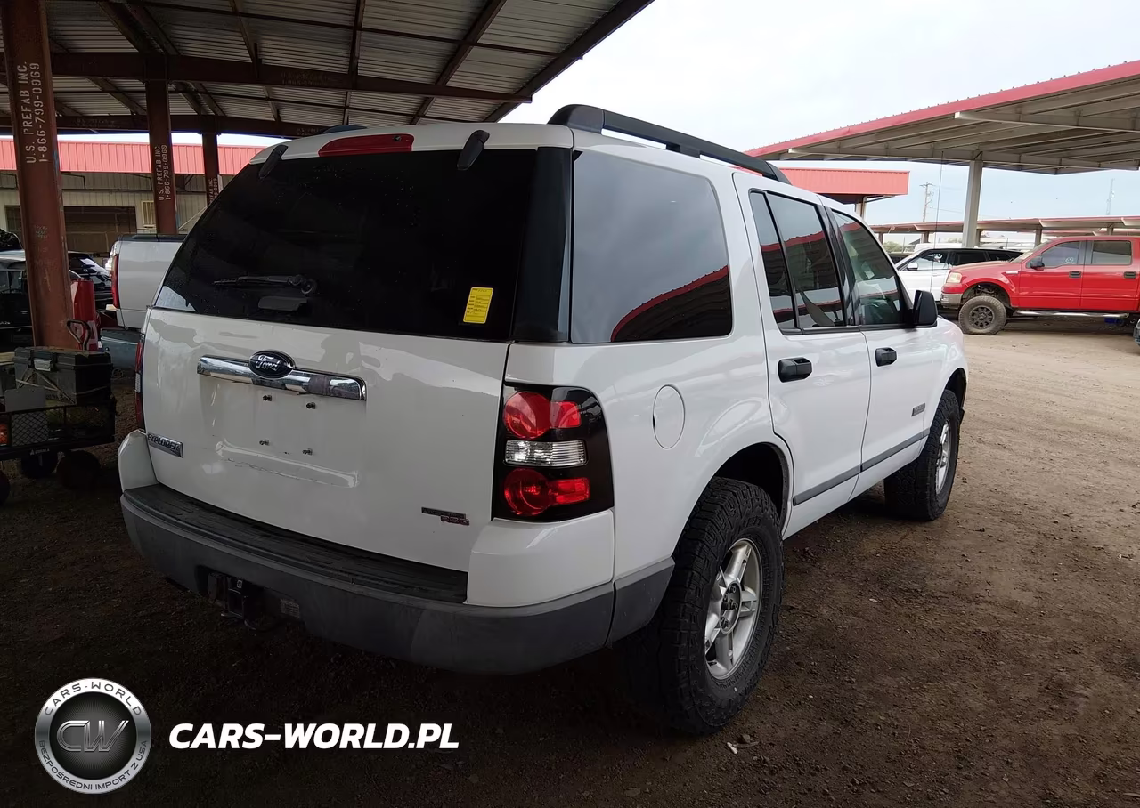 2006 Ford Explorer Xls VIN:1FMEU72E56UB54700 - 4