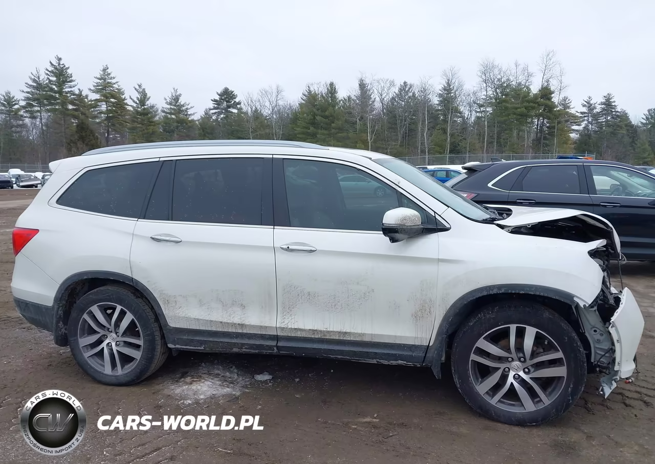 2016 Honda Pilot Touring VIN:5FNYF6H97GB042605 - 14
