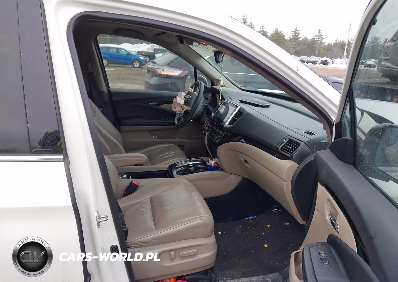 2016 Honda Pilot Touring VIN:5FNYF6H97GB042605 - 5
