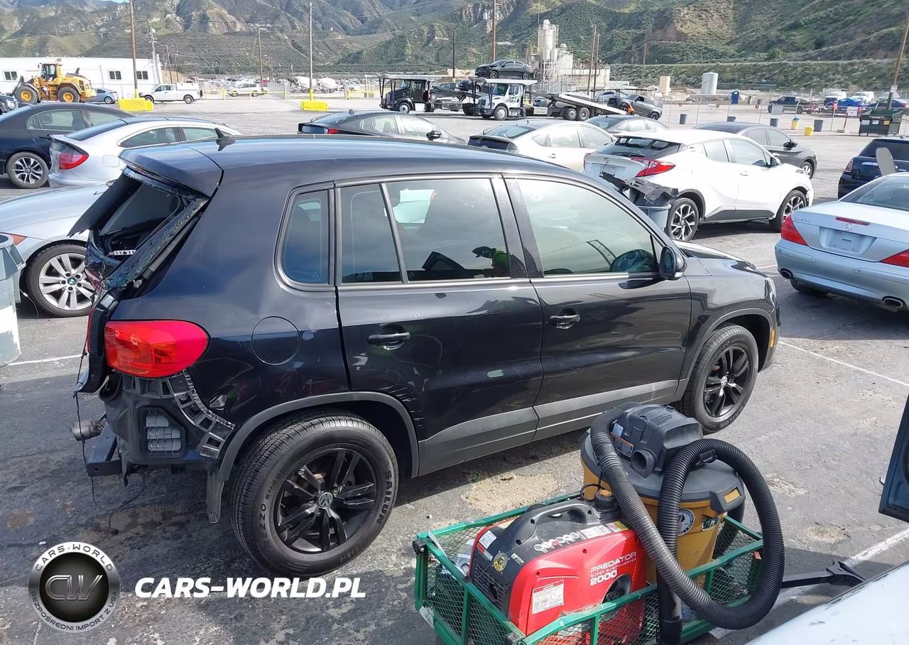 2013 Volkswagen Tiguan S VIN:WVGAV7AX8DW530192 - 14