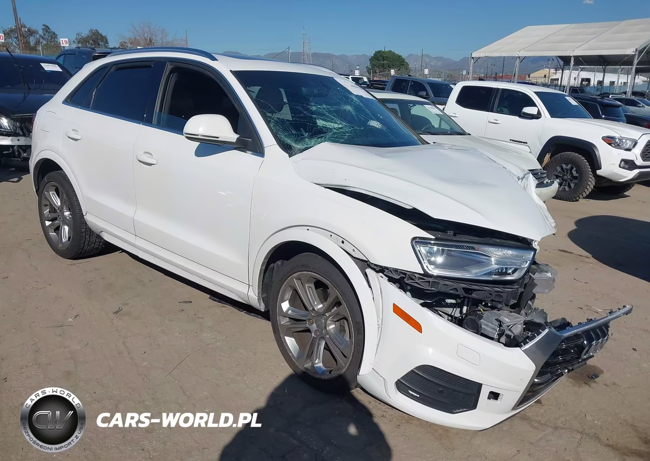 2017 Audi Q3 2.0T Premium VIN:WA1JCCFS2HR003974 - 1