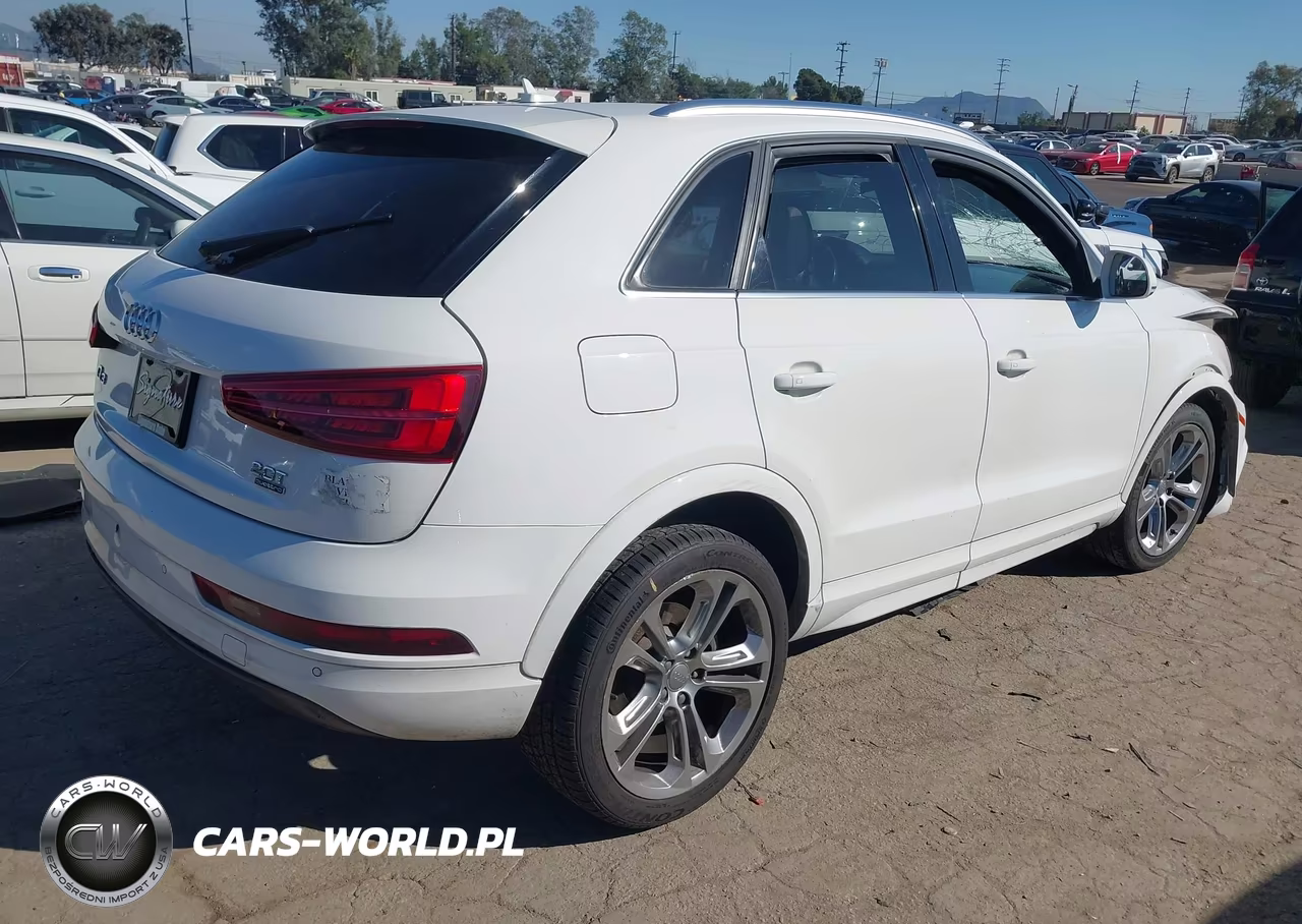 2017 Audi Q3 2.0T Premium VIN:WA1JCCFS2HR003974 - 4