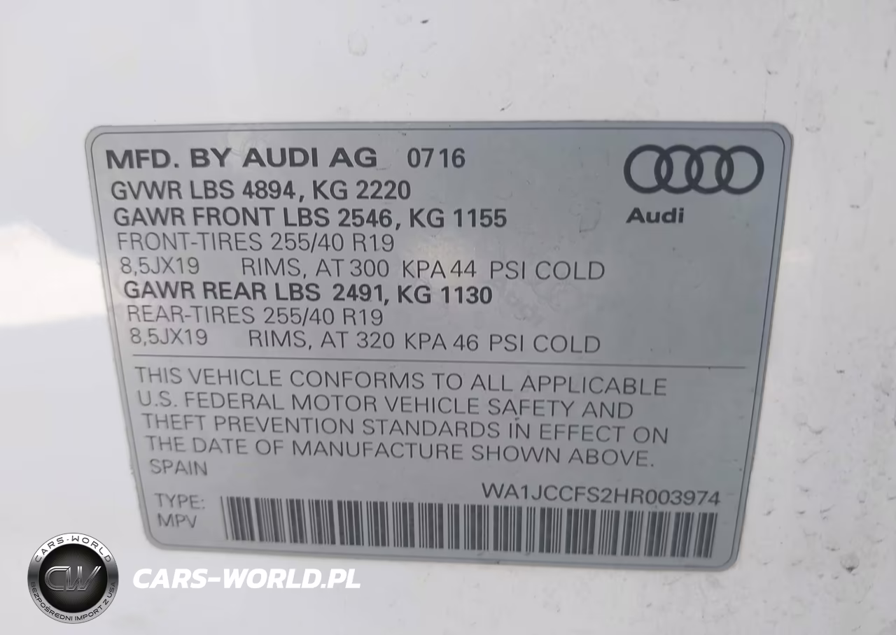 2017 Audi Q3 2.0T Premium VIN:WA1JCCFS2HR003974 - 9