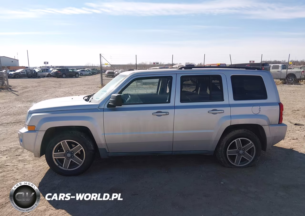 2010 Jeep Patriot Sport VIN:1J4NF2GBXAD512618 - 13