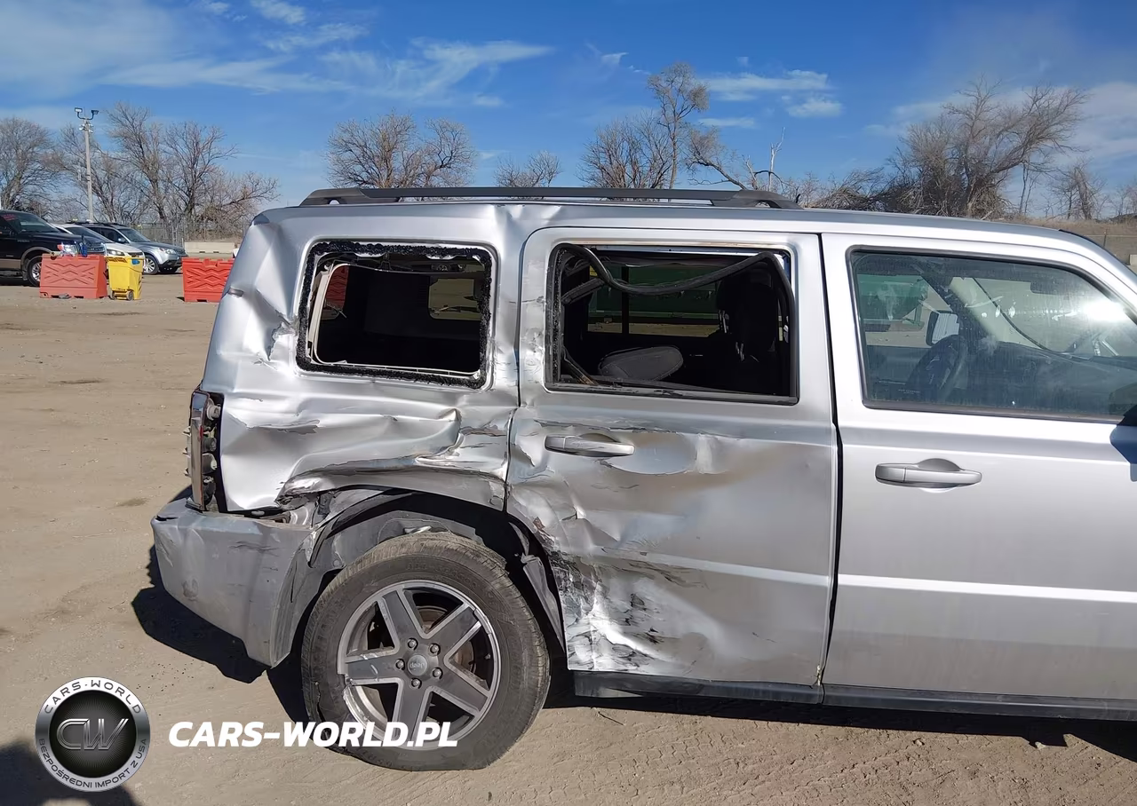 2010 Jeep Patriot Sport VIN:1J4NF2GBXAD512618 - 6