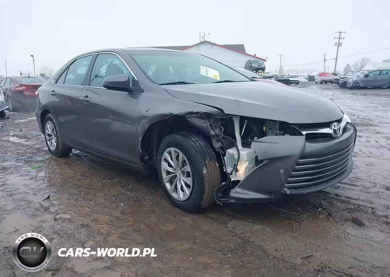 2015 Toyota Camry Le