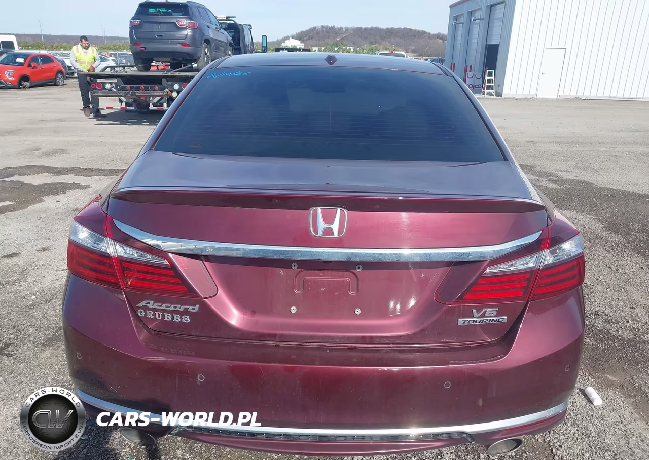 2016 Honda Accord Touring VIN:1HGCR3F90GA023391 - 16