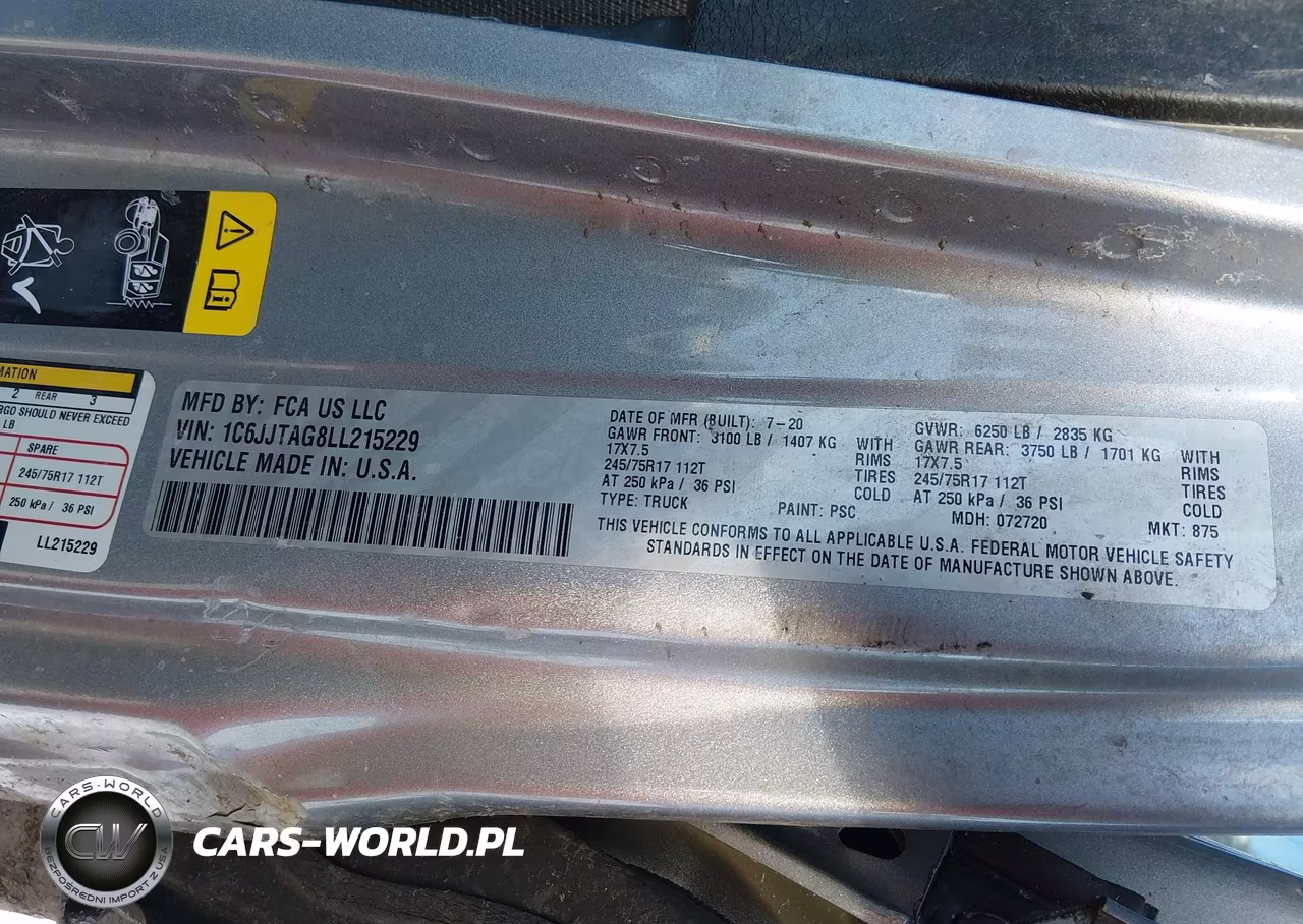 2020 Jeep Gladiator Sport S 4X4 VIN:1C6JJTAG8LL215229 - 9