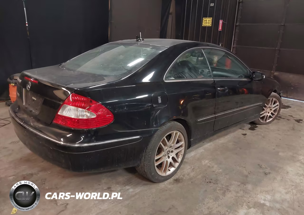 2009 Mercedes-Benz Clk 350 VIN:WDBTJ56HX9F268115 - 4