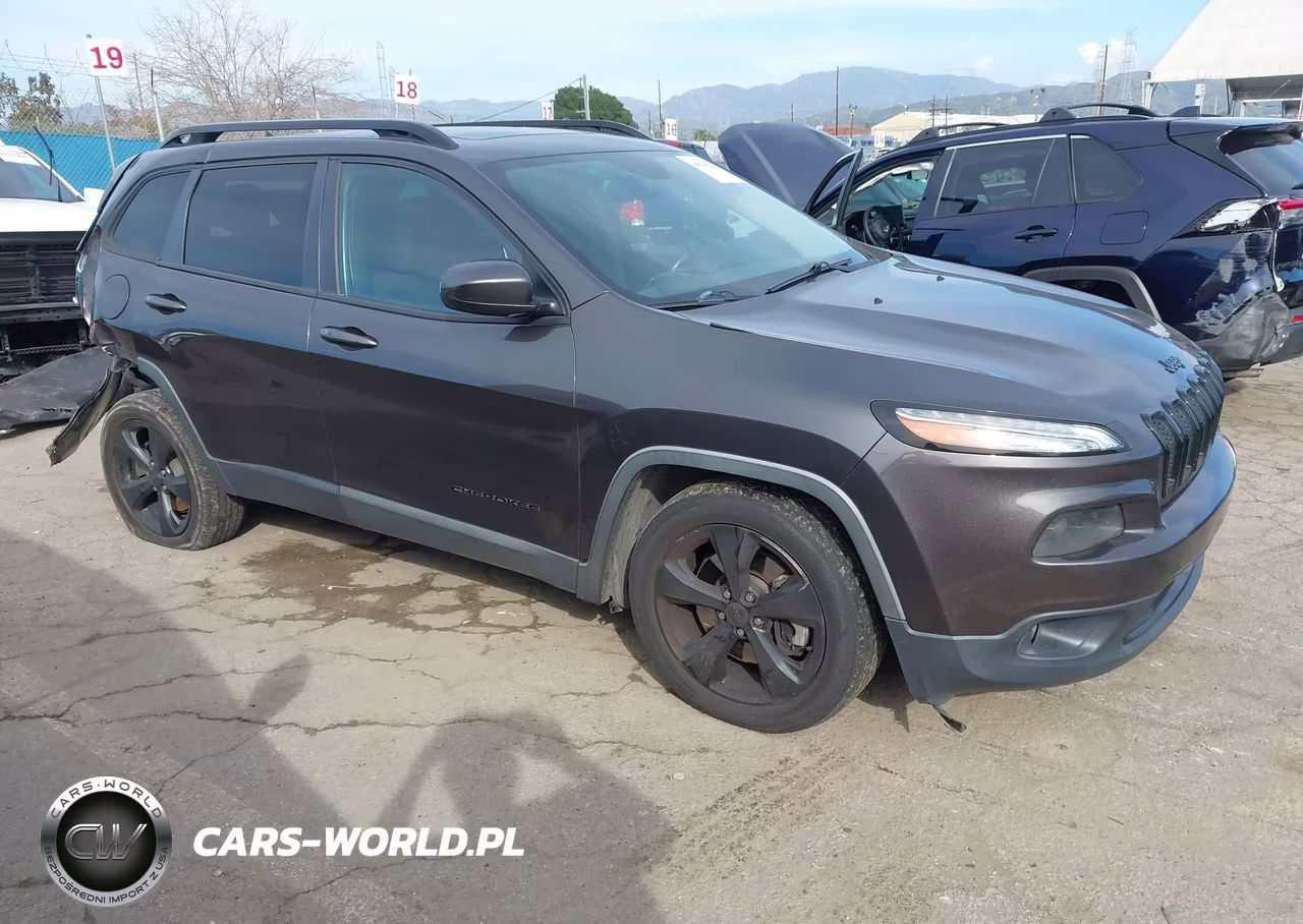 2015 Jeep Cherokee Latitude Altitude – zdjęcie 1 z 16