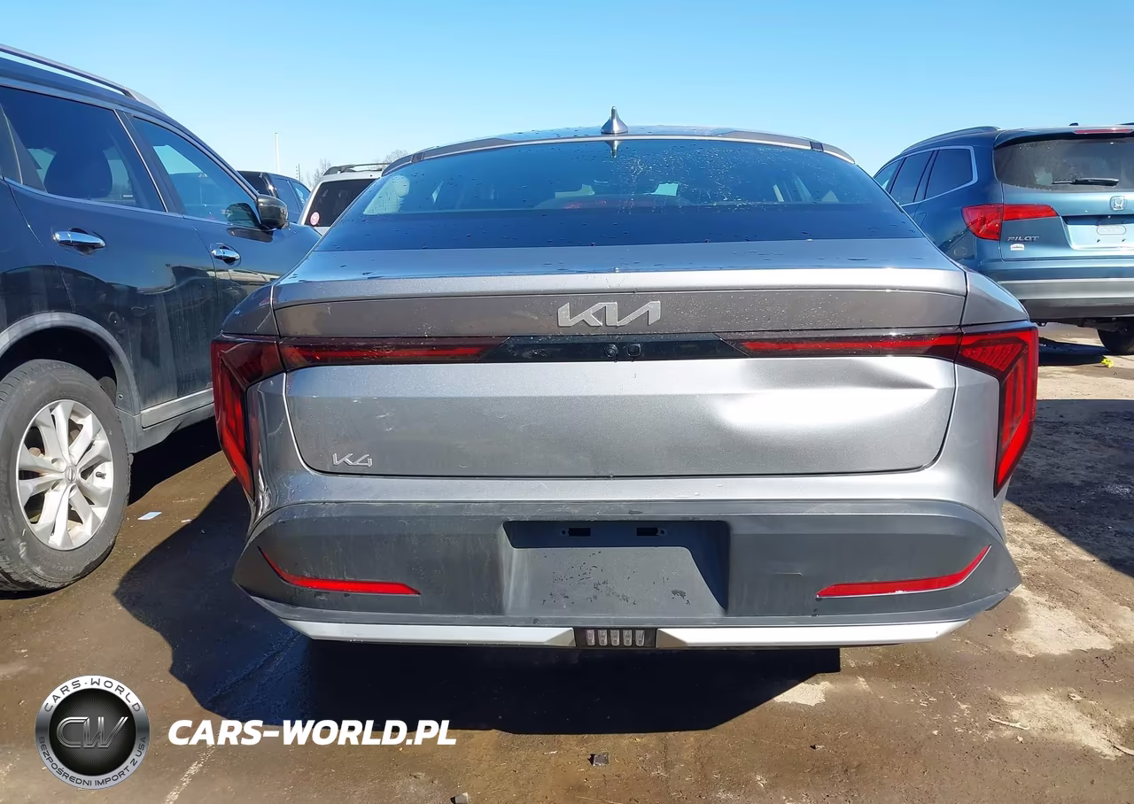 2025 Kia K4 Lxs VIN:3KPFT4DE9SE048766 - 17