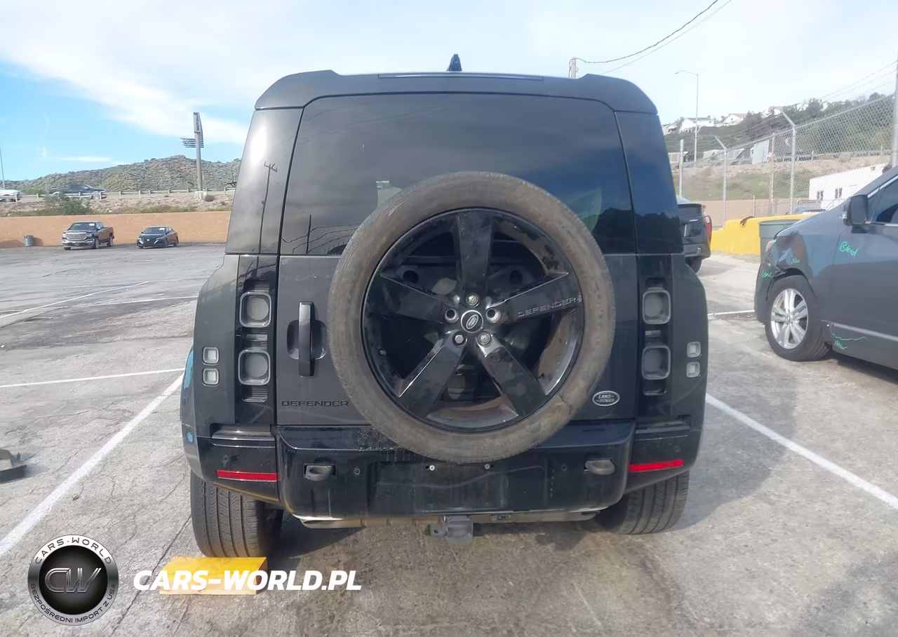 2023 Land Rover Defender 110 X VIN:SALEX7EU5P2136282 - 17
