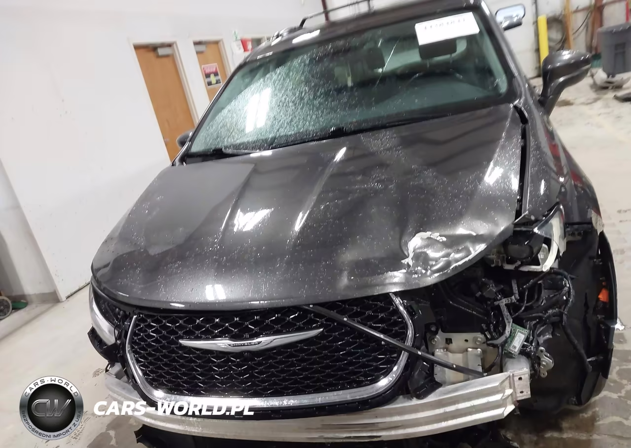 2021 Chrysler Pacifica Touring L VIN:2C4RC1BG6MR584981 - 12
