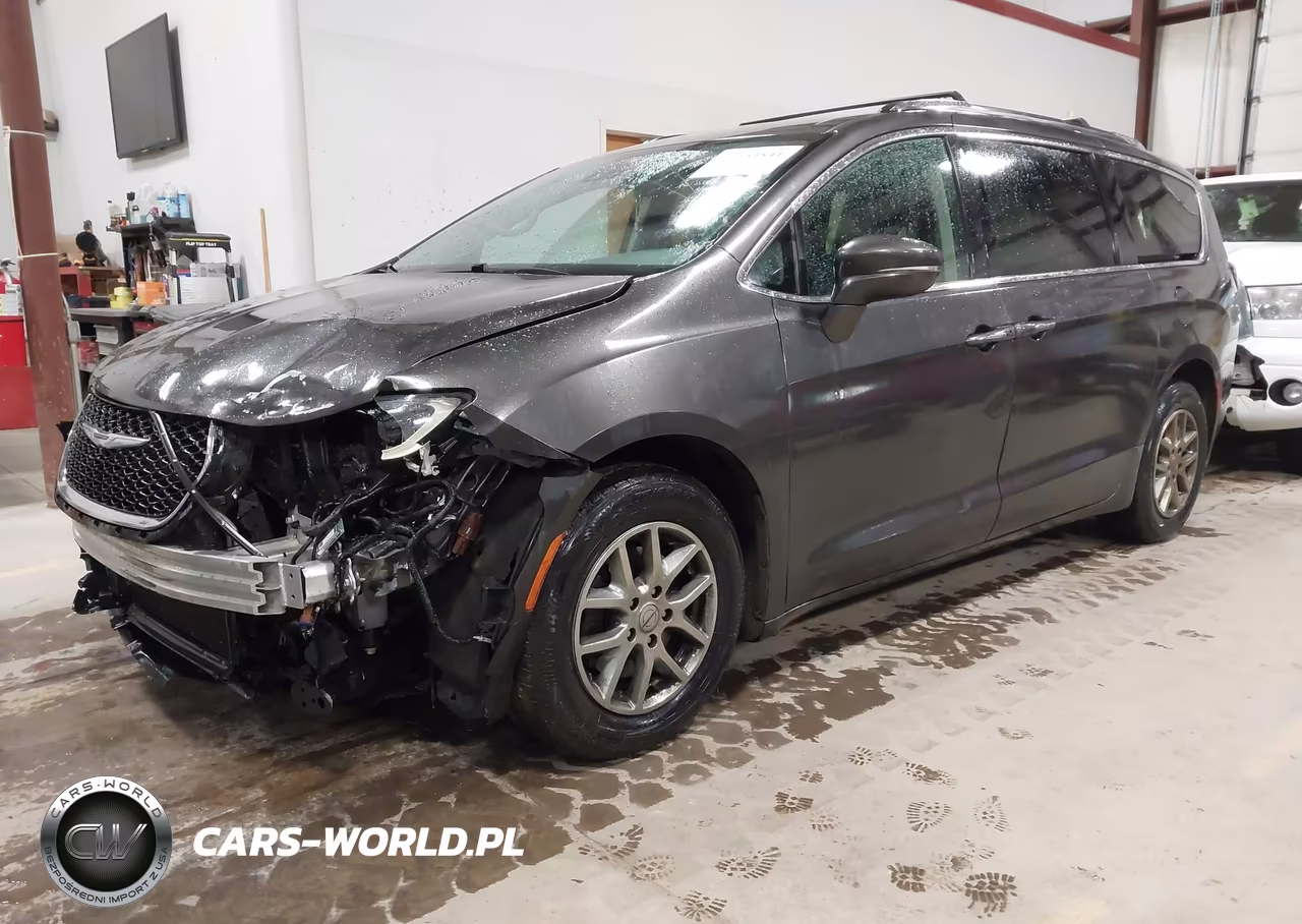 2021 Chrysler Pacifica Touring L VIN:2C4RC1BG6MR584981 - 2