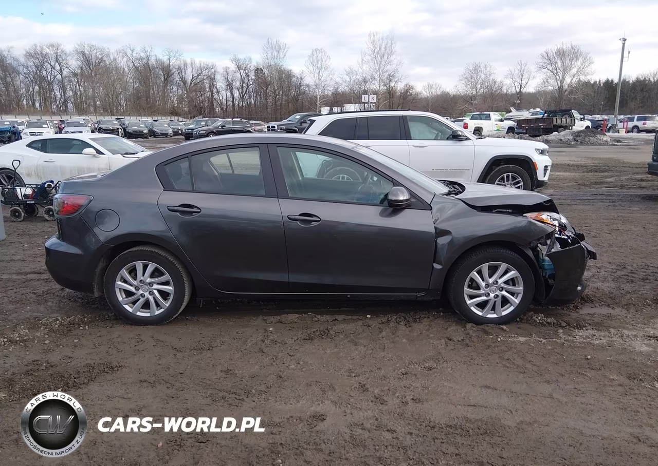 2012 Mazda Mazda3 I Touring VIN:JM1BL1V87C1662385 - 12