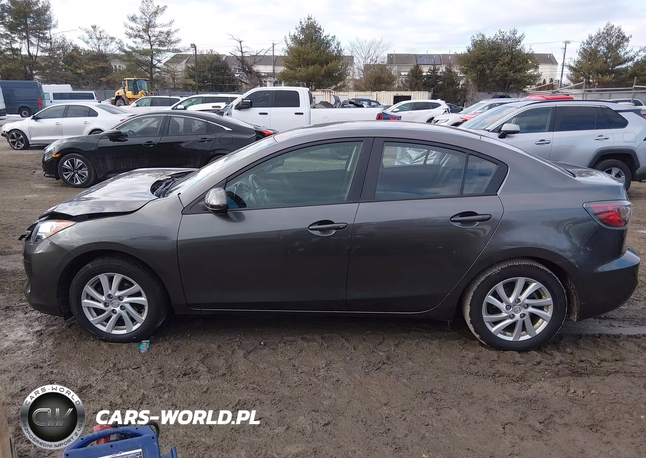 2012 Mazda Mazda3 I Touring VIN:JM1BL1V87C1662385 - 13