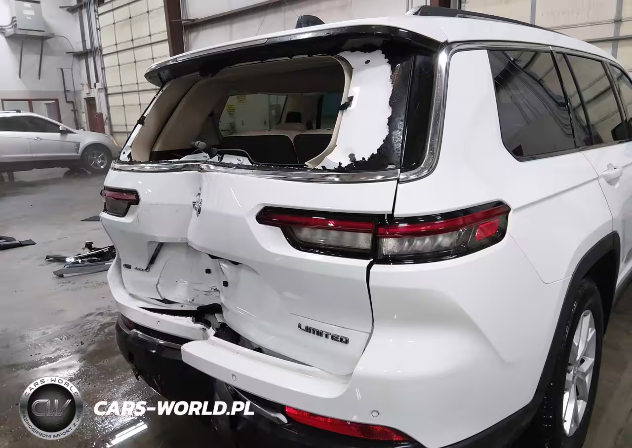 2022 Jeep Grand Cherokee L Limited 4X4 VIN:1C4RJKBG8N8633851 - 20