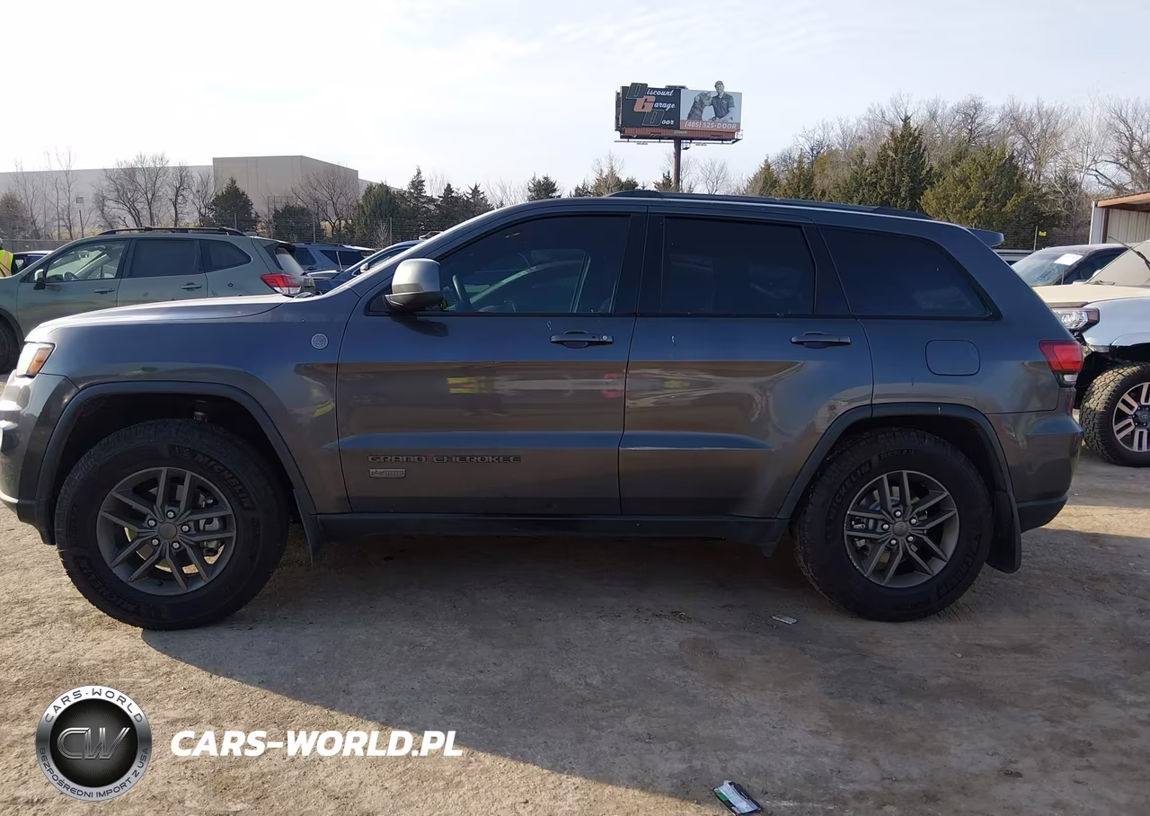 2016 Jeep Grand Cherokee 75Th Anniversary VIN:1C4RJFAG8GC441483 - 15