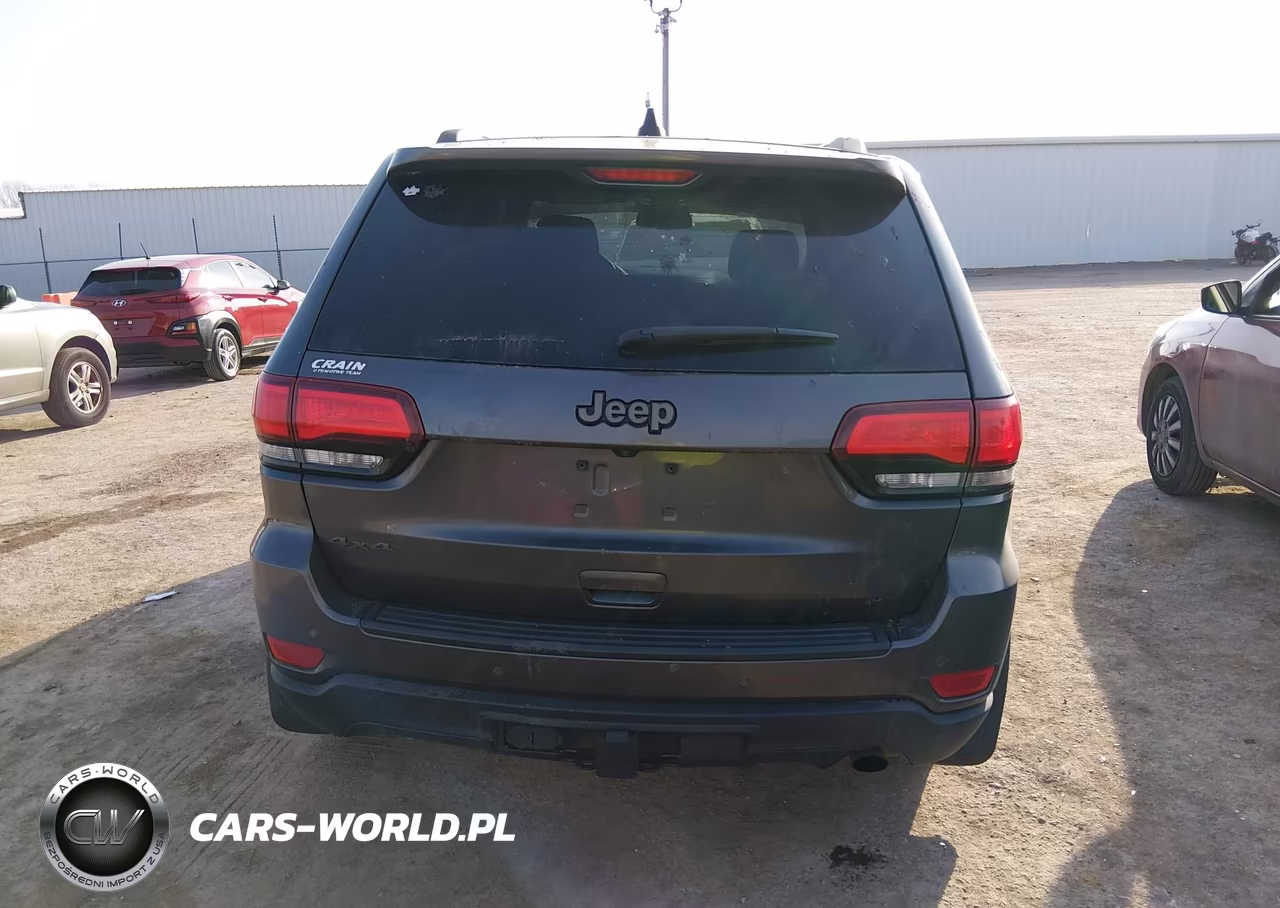 2016 Jeep Grand Cherokee 75Th Anniversary VIN:1C4RJFAG8GC441483 - 17