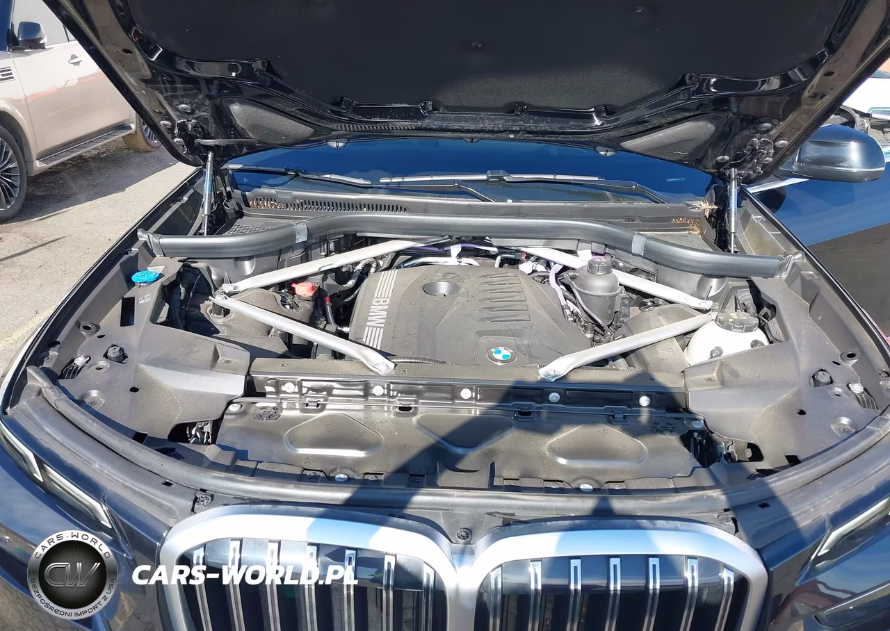 2025 BMW X7 xDrive40I VIN:5UX23EM0XS9W42777 - 10