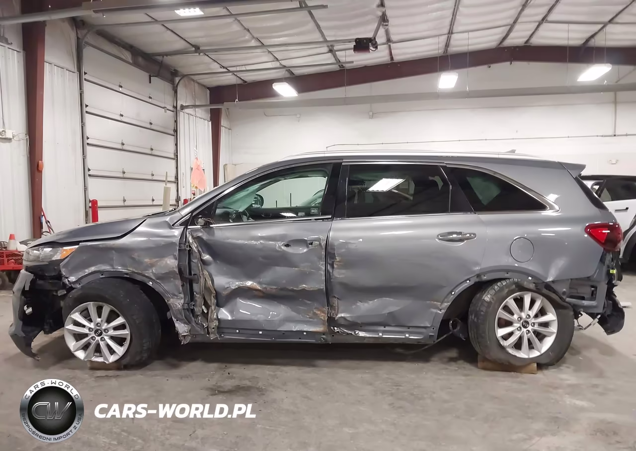 2019 Kia Sorento 2.4L Lx VIN:5XYPGDA32KG604110 - 15