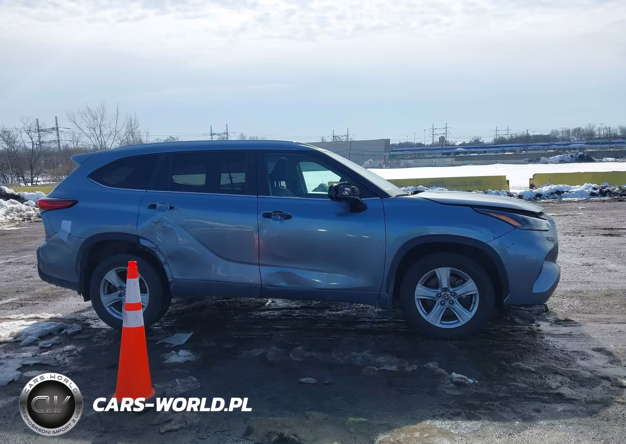 2023 Toyota Highlander Xle VIN:5TDKDRBH1PS017384 - 13
