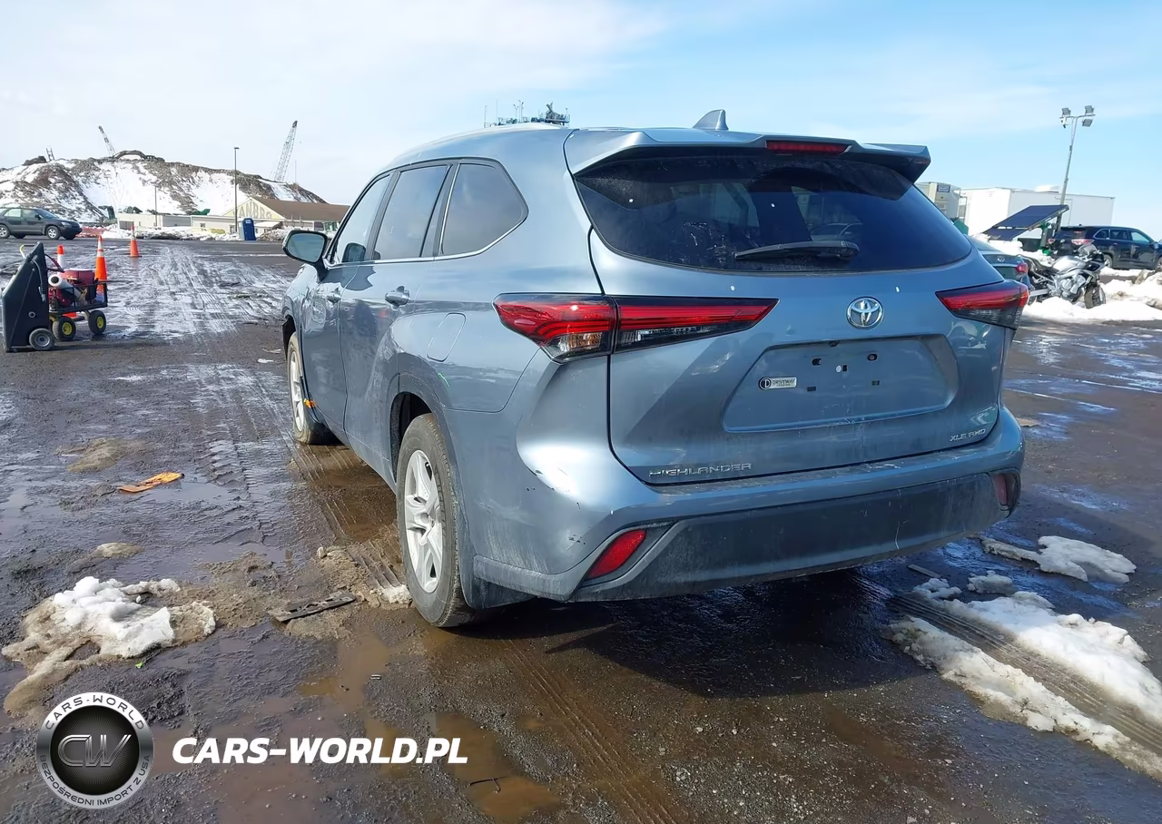 2023 Toyota Highlander Xle VIN:5TDKDRBH1PS017384 - 3