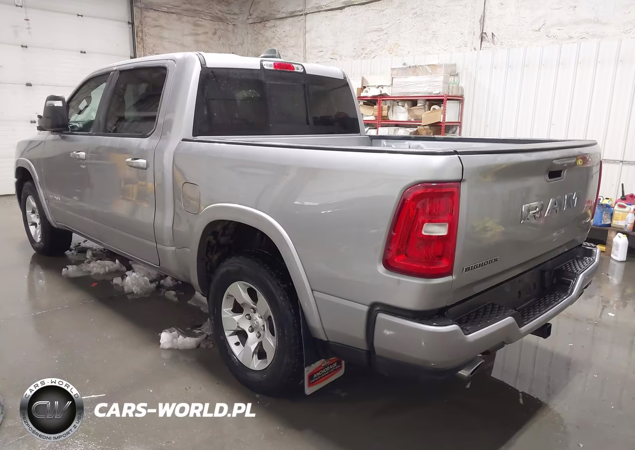 2025 Ram 1500 Big Horn 4X4 5'7 Box VIN:1C6SRFFP2SN690630 - 3