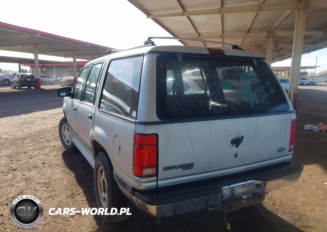 1994 Ford Explorer VIN:1FMDU32X7RUA13475 - 3