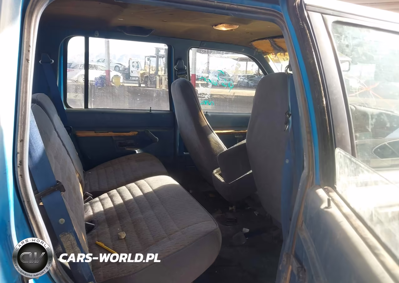 1994 Ford Explorer VIN:1FMDU32X7RUA13475 - 8