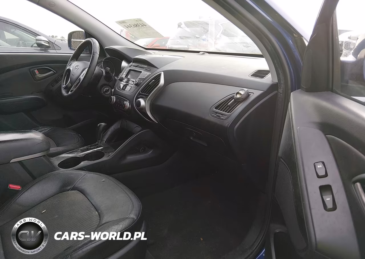 2011 Hyundai Tucson Gls VIN:KM8JU3AC5BU136697 - 5