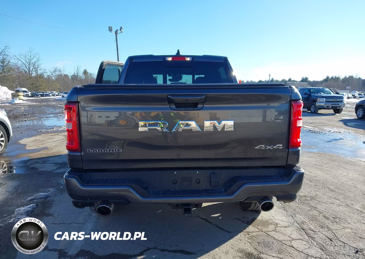 2025 Ram 1500 Laramie 4X4 5'7 Box VIN:1C6SRFJP2SN726307 - 16