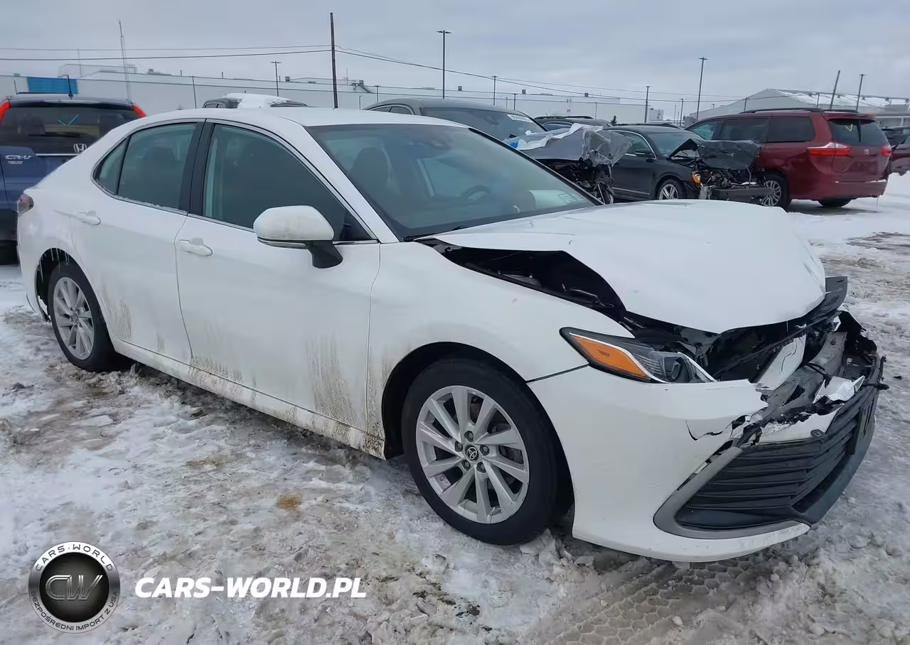 2024 Toyota Camry Le