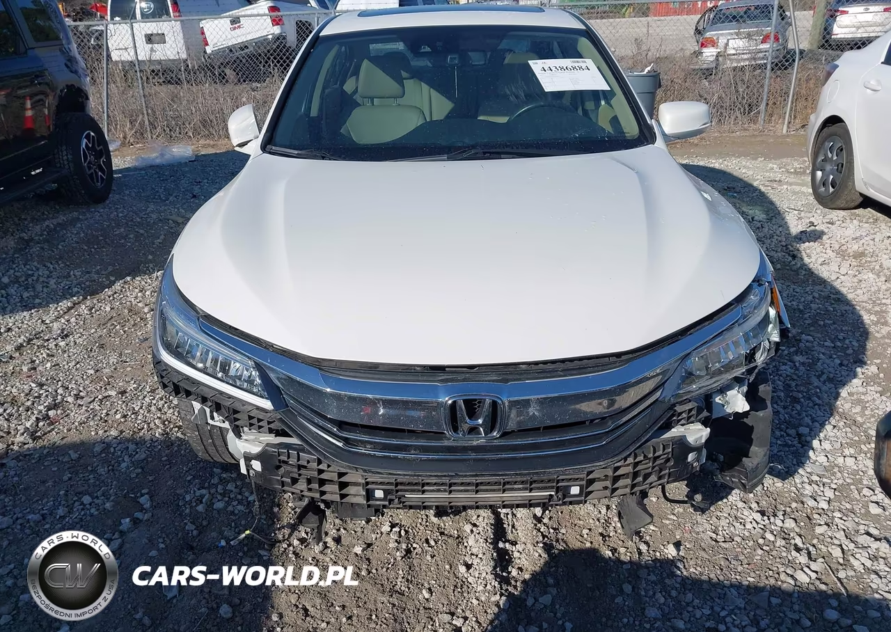 2017 Honda Accord Touring V6 VIN:1HGCR3F9XHA011816 - 13