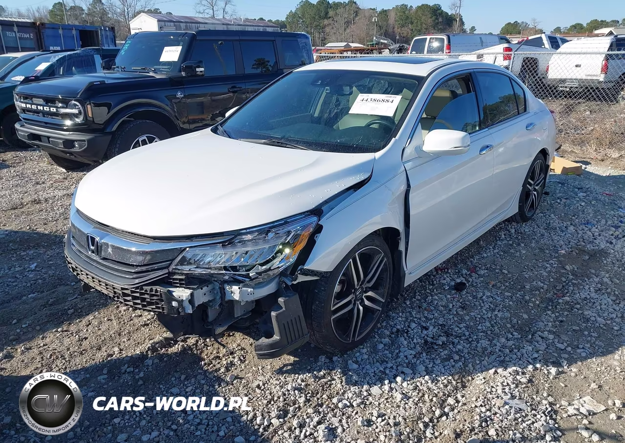 2017 Honda Accord Touring V6 VIN:1HGCR3F9XHA011816 - 2