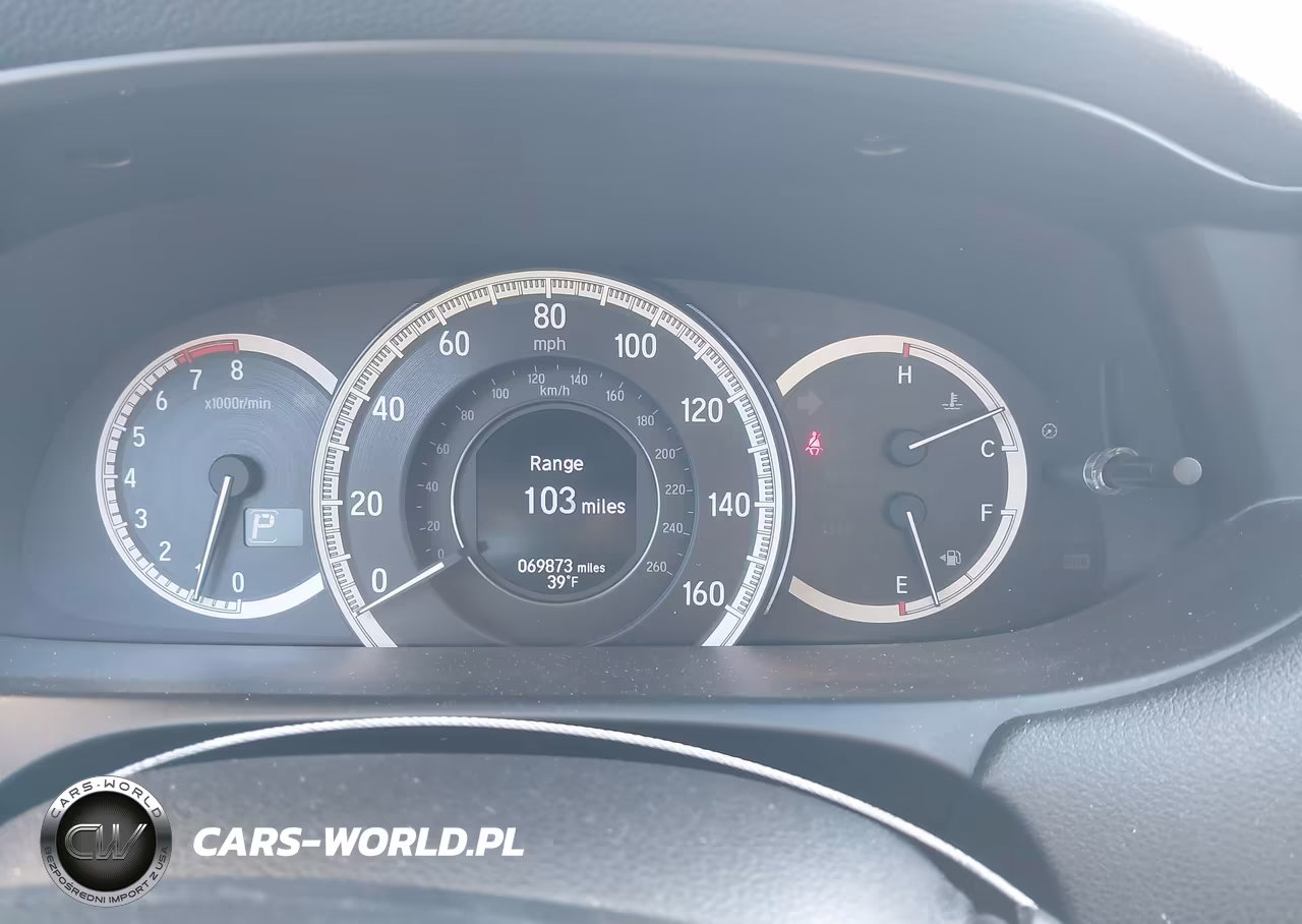 2017 Honda Accord Touring V6 VIN:1HGCR3F9XHA011816 - 7