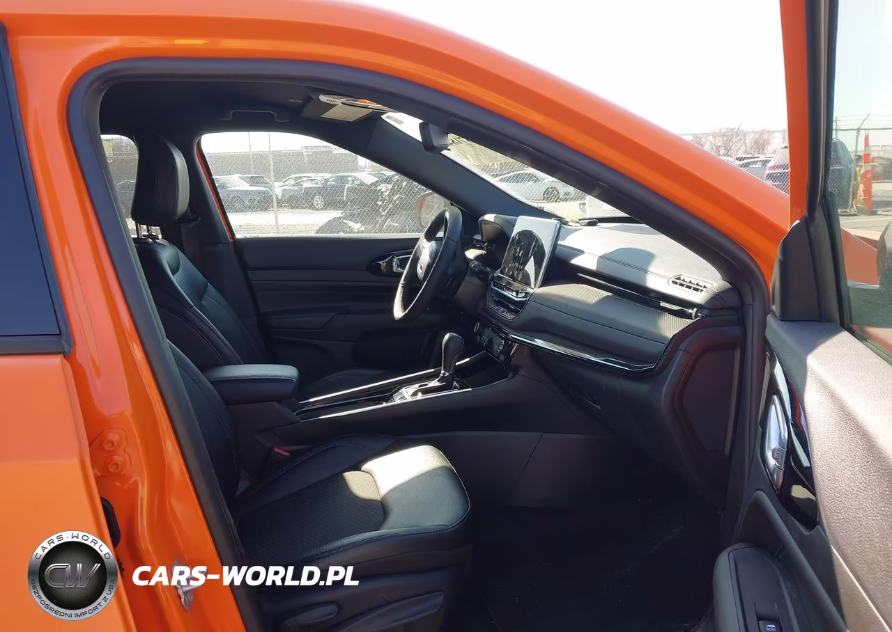 2026 Jeep Compass Latitude Altitude VIN:3C4NJDBN4TT161039 - 5
