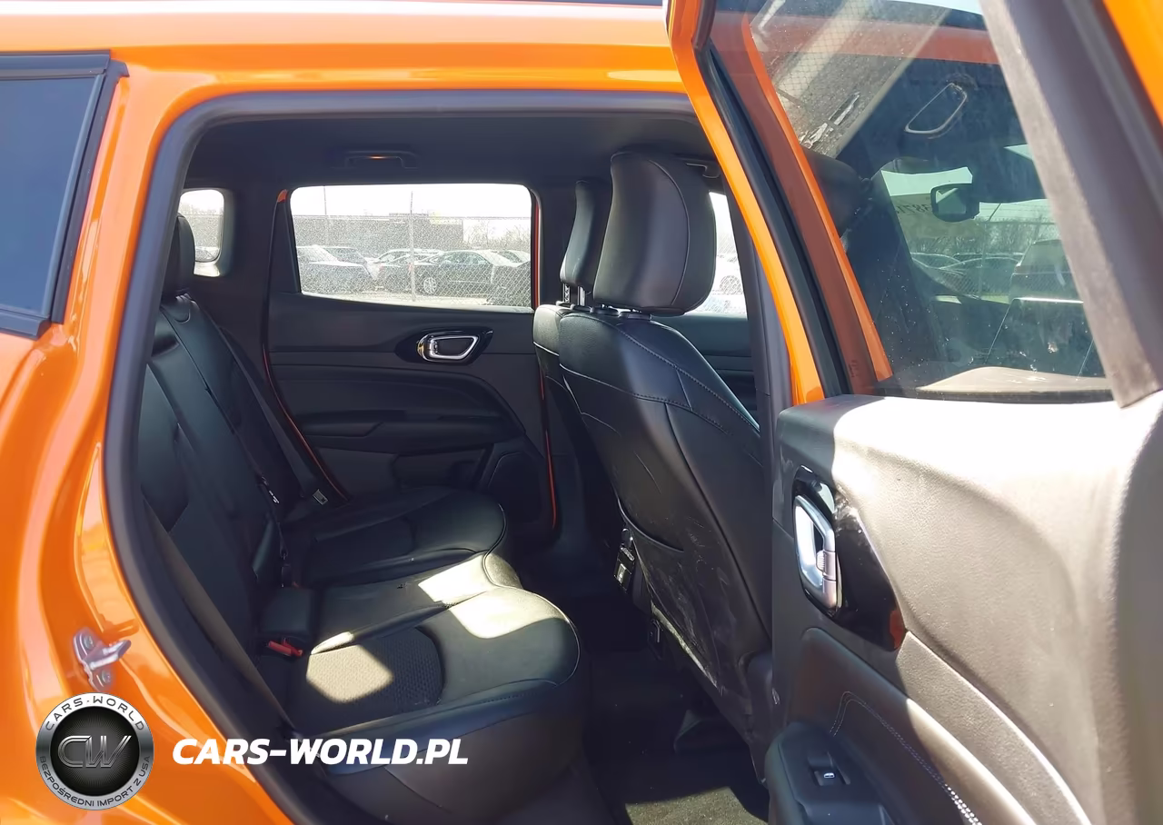 2026 Jeep Compass Latitude Altitude VIN:3C4NJDBN4TT161039 - 8