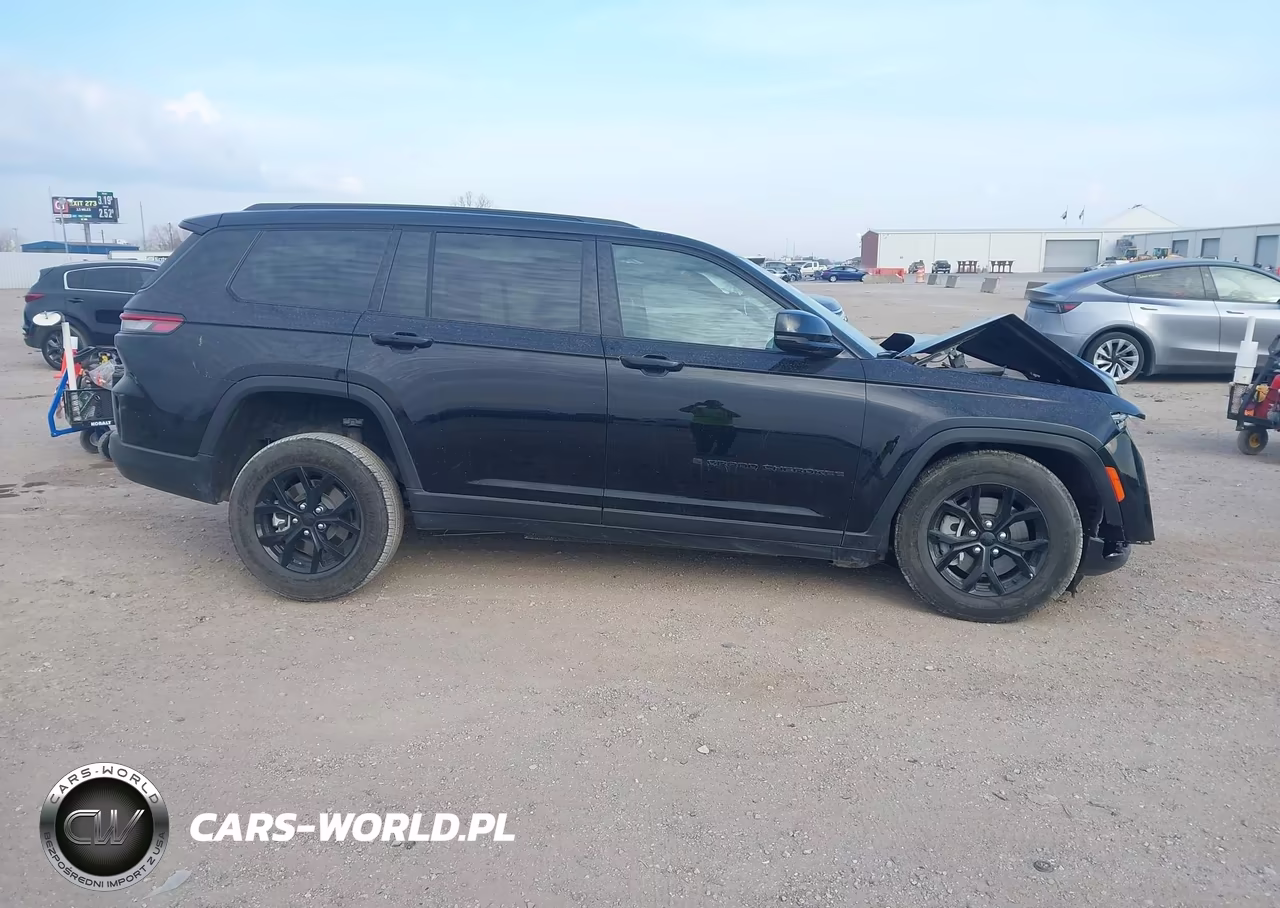 2025 Jeep Grand Cherokee L Altitude X 4X4 VIN:1C4RJKAG7S8670984 - 13