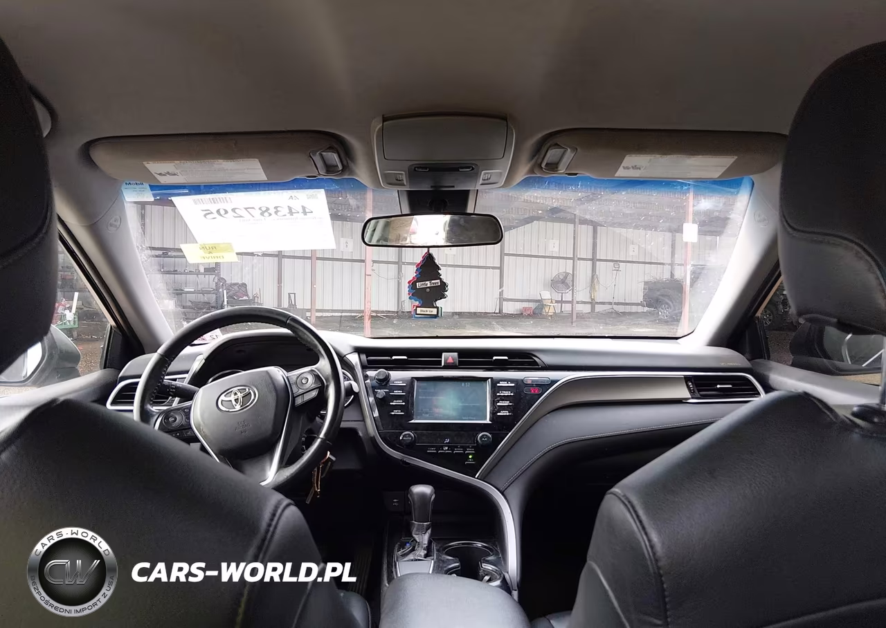 2018 Toyota Camry Se VIN:4T1B11HK1JU590782 - 22