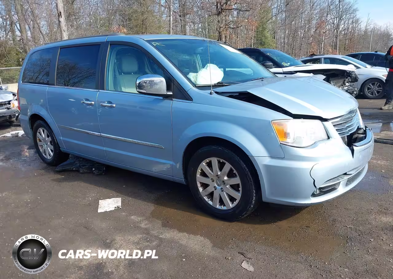 2012 Chrysler Town & Country Touring-L