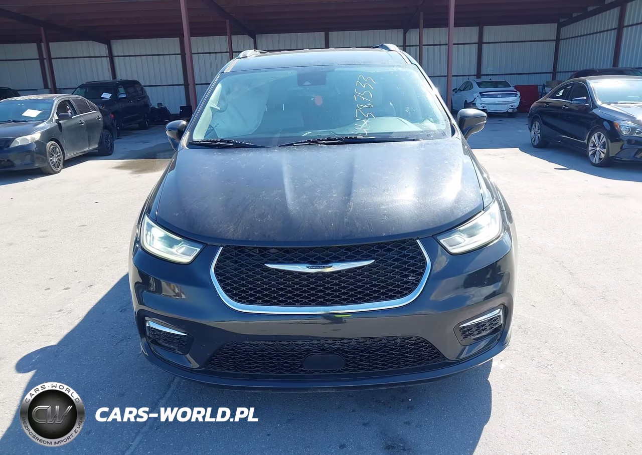 2021 Chrysler Pacifica Touring L VIN:2C4RC1BG8MR592256 - 12