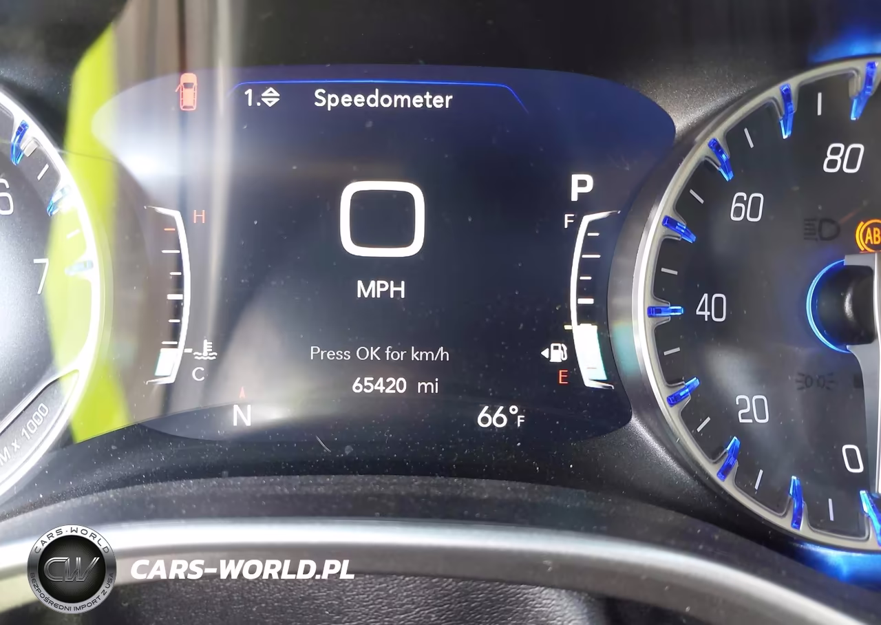 2021 Chrysler Pacifica Touring L VIN:2C4RC1BG8MR592256 - 15